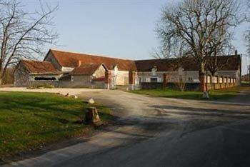 Les Pierres D'aurele D'hotes Saint-Georges-sur-Cher