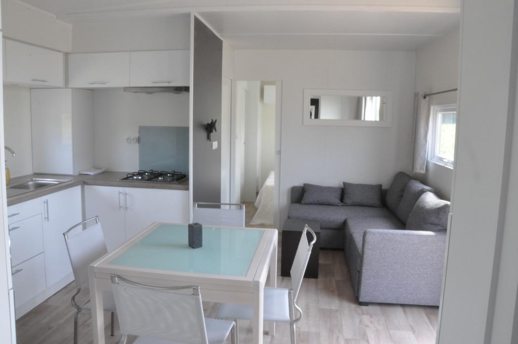 Les Pierres D'aurele D'hotes